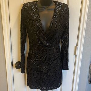 Dress Forum black long sleeve dress size small